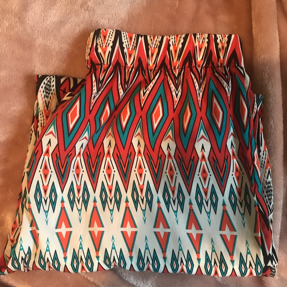 Patterned flowy pants - Picture 2 of 3